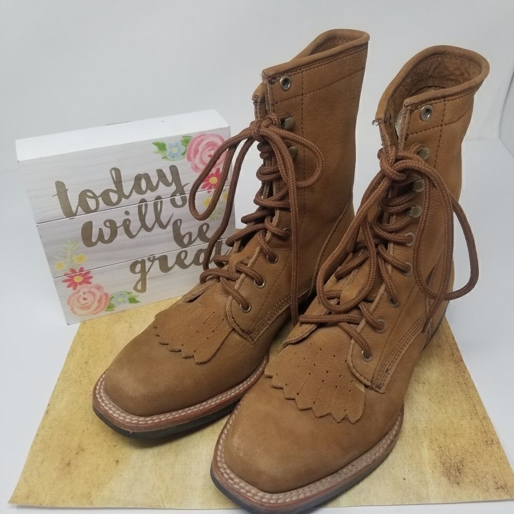Tannish Brown ACME Leather Lace Up Boots for Women. SIZE 6M. Good condition.